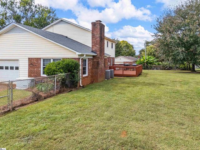 10 Sally Street, Spartanburg, SC 29301