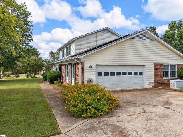 10 Sally Street, Spartanburg, SC 29301