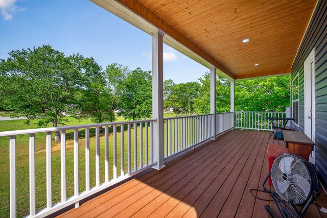 158 Honeysuckle Ln, Sparta, TN 38583