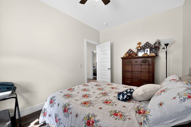 158 Honeysuckle Ln, Sparta, TN 38583