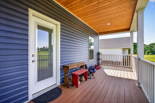 158 Honeysuckle Ln, Sparta, TN 38583