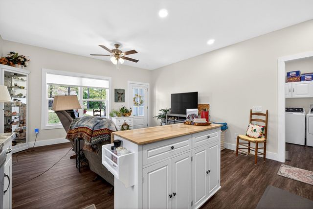 158 Honeysuckle Ln, Sparta, TN 38583