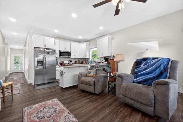 158 Honeysuckle Ln, Sparta, TN 38583