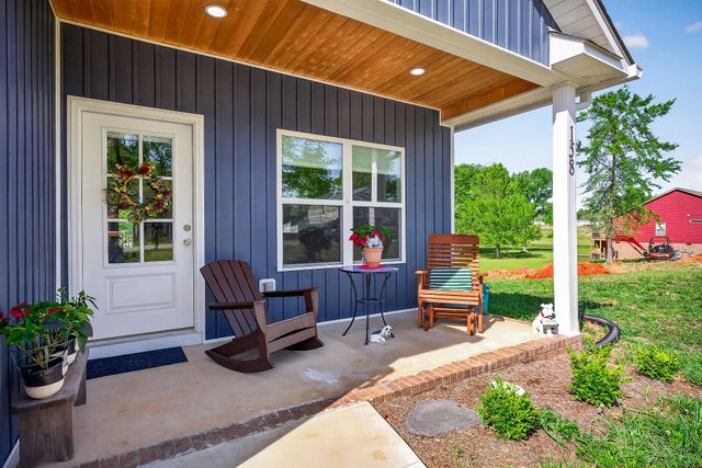 158 Honeysuckle Ln, Sparta, TN 38583