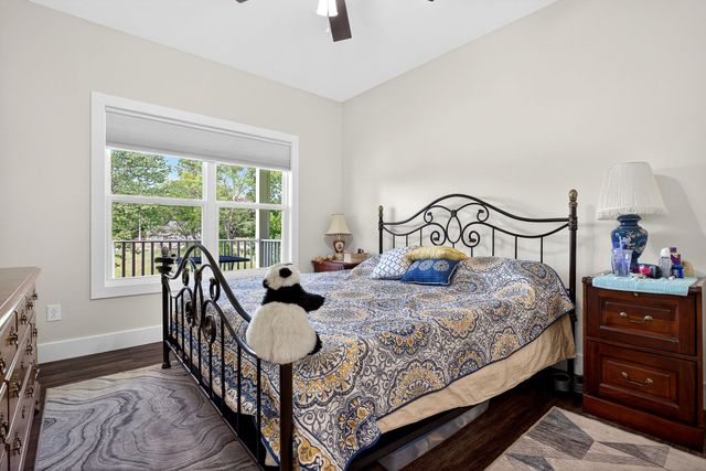 158 Honeysuckle Ln, Sparta, TN 38583