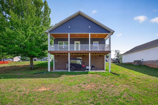158 Honeysuckle Ln, Sparta, TN 38583