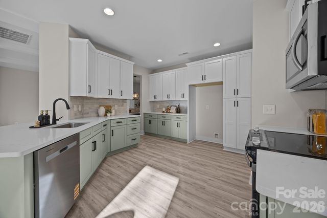 235 GRissom Drive, Gastonia, NC 28052