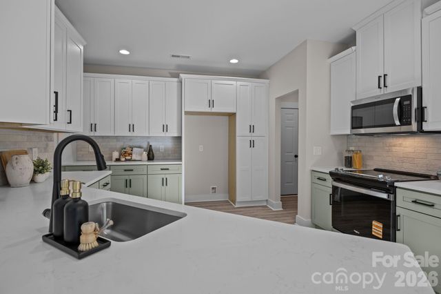 235 GRissom Drive, Gastonia, NC 28052