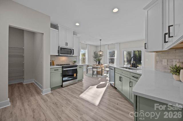 235 GRissom Drive, Gastonia, NC 28052