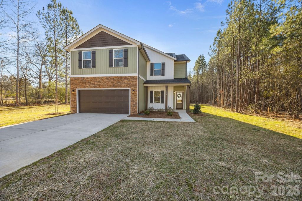 235 GRissom Drive, Gastonia, NC 28052