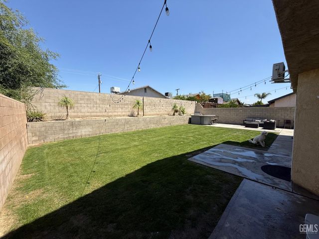 514 Jumbuck Lane, Bakersfield, CA 93307