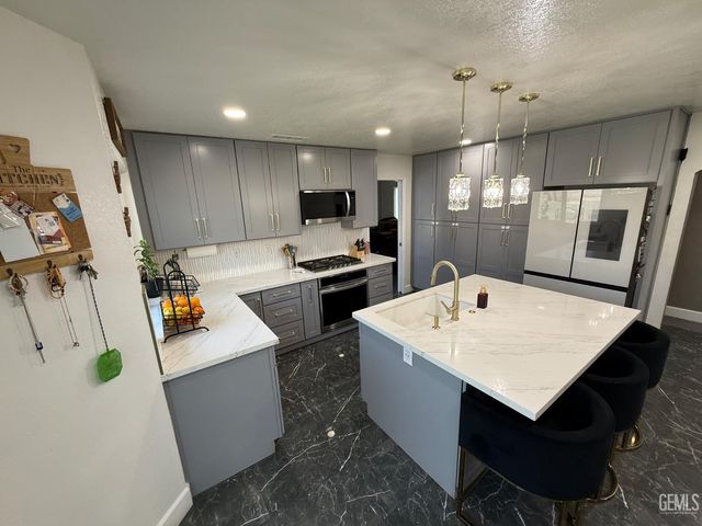 514 Jumbuck Lane, Bakersfield, CA 93307
