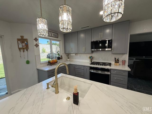 514 Jumbuck Lane, Bakersfield, CA 93307