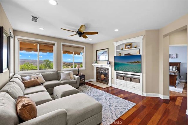 212 Corte Tierra Cielo, San Clemente, CA 92673