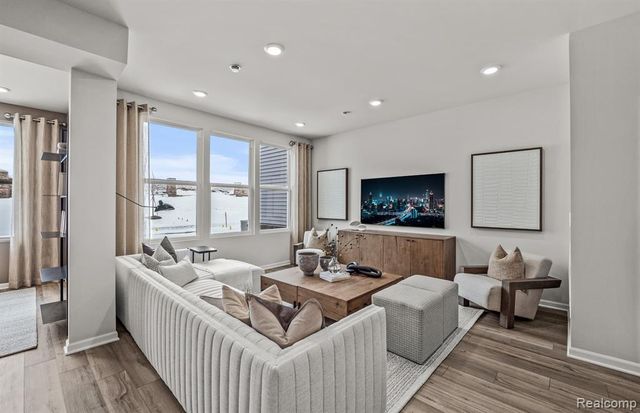 4151 Nottingham Circle, Clarkston, MI 48346