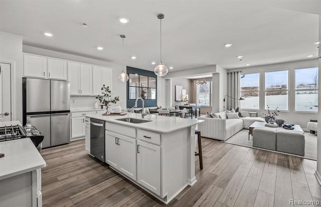 4151 Nottingham Circle, Clarkston, MI 48346