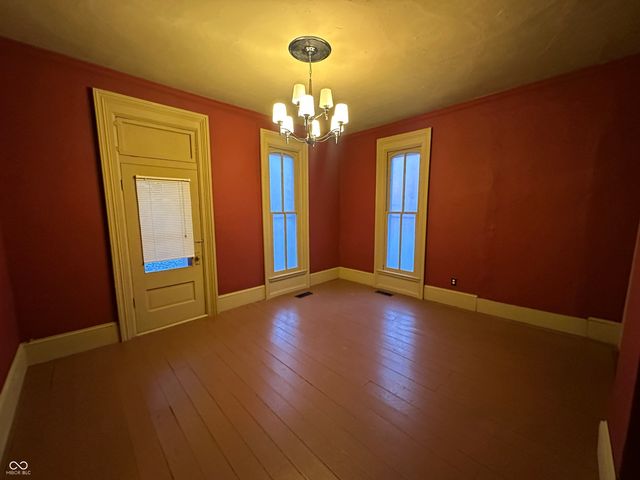 302 E Washington Street, Waynetown, IN 47990