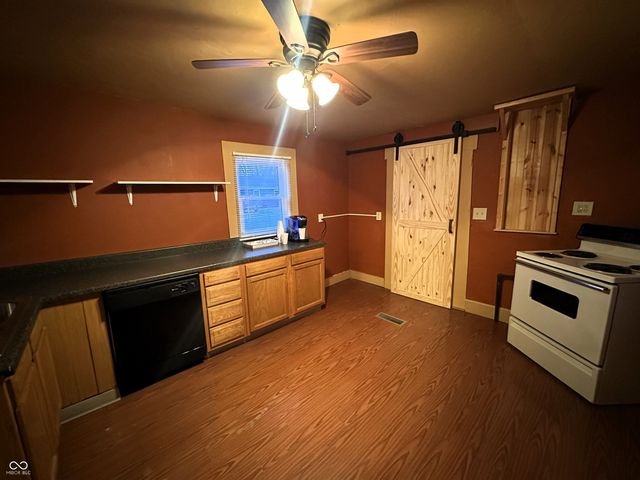 302 E Washington Street, Waynetown, IN 47990