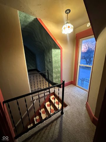 302 E Washington Street, Waynetown, IN 47990