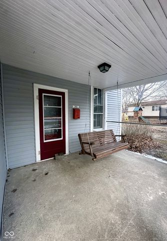 302 E Washington Street, Waynetown, IN 47990