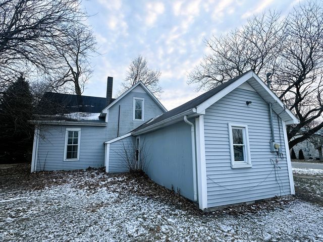 302 E Washington Street, Waynetown, IN 47990