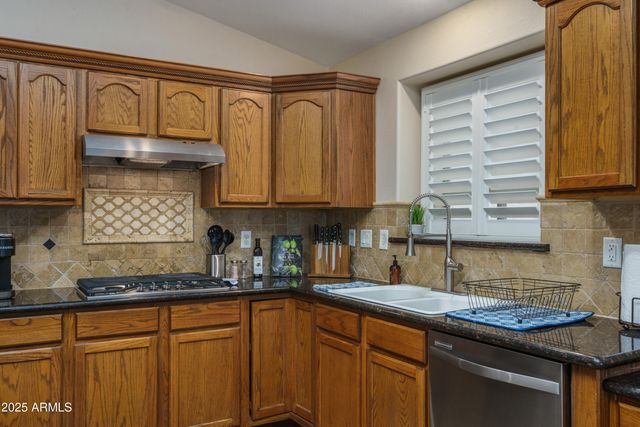 131 W PASTURE CANYON Drive, San Tan Valley, AZ 85143