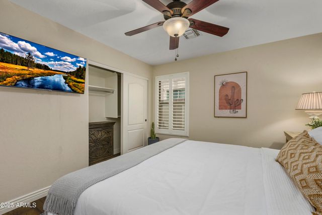 131 W PASTURE CANYON Drive, San Tan Valley, AZ 85143