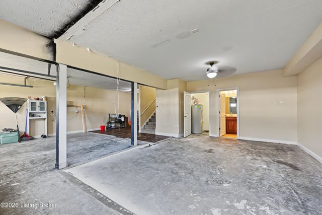 170 Mockingbird Dr, Taylorsville, KY 40071