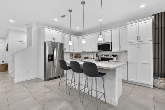 634 Parsons Way, Deerfield Beach, FL 33442