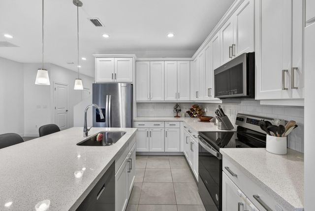 634 Parsons Way, Deerfield Beach, FL 33442