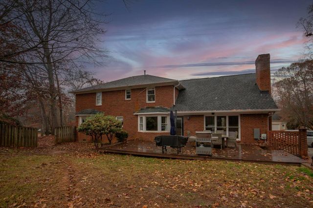 131 Woodridge Drive, Spartanburg, SC 29301