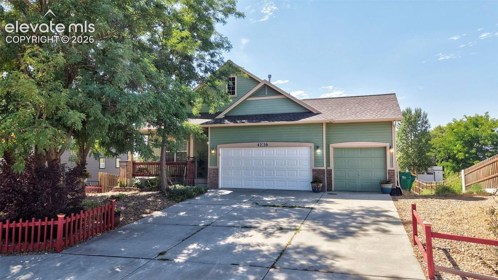 9383 Bur Oak Lane, Colorado Springs, CO 80925 — photo 4