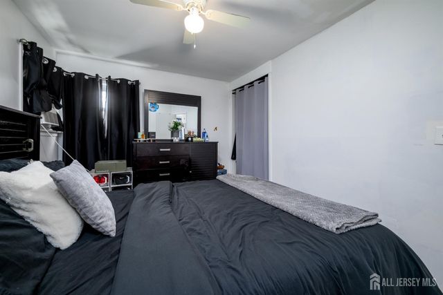 98 Daniel Street, Carteret, NJ 07008