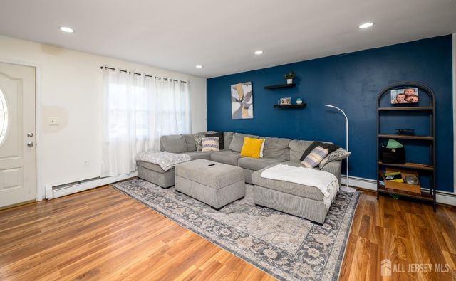 98 Daniel Street, Carteret, NJ 07008