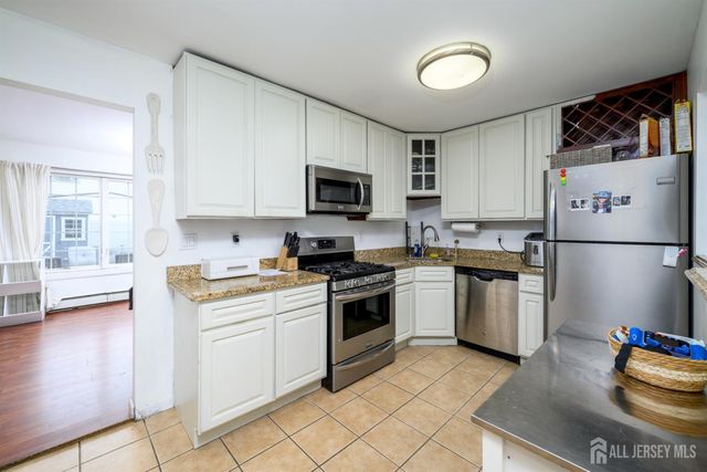 98 Daniel Street, Carteret, NJ 07008