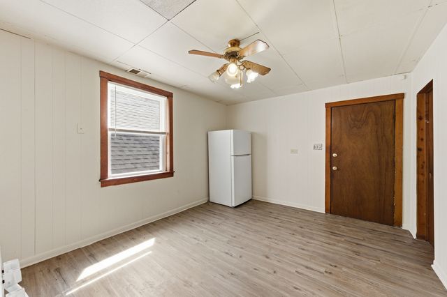 8360 S Baker Avenue, Chicago, IL 60617