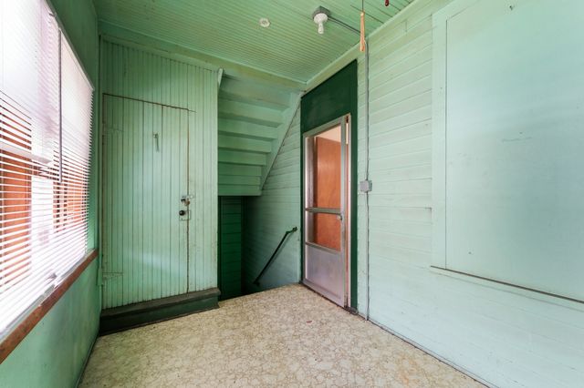 8360 S Baker Avenue, Chicago, IL 60617