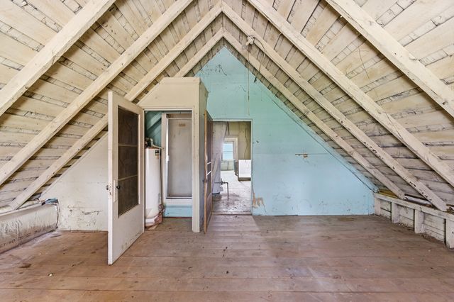 8360 S Baker Avenue, Chicago, IL 60617