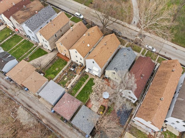 8360 S Baker Avenue, Chicago, IL 60617