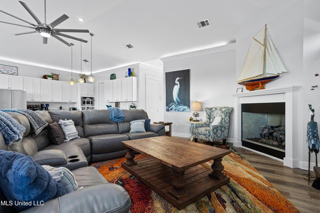 14 Sherman Avenue, Pass Christian, MS 39571