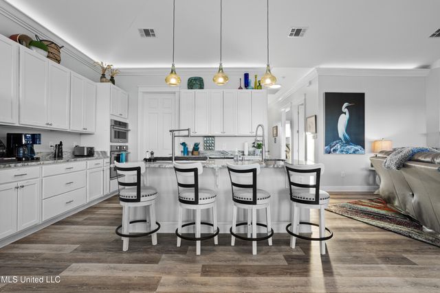 14 Sherman Avenue, Pass Christian, MS 39571