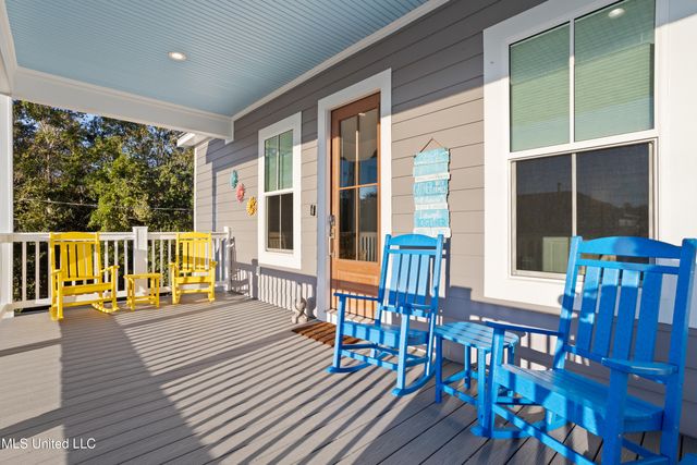 14 Sherman Avenue, Pass Christian, MS 39571