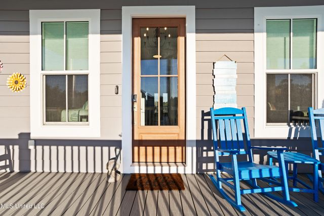 14 Sherman Avenue, Pass Christian, MS 39571