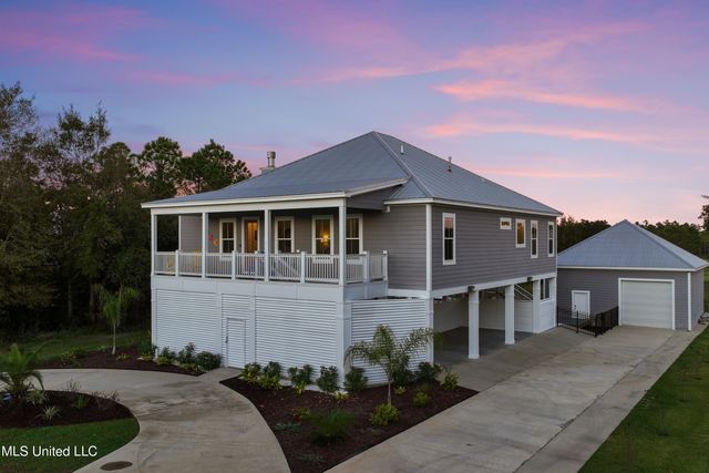 14 Sherman Avenue, Pass Christian, MS 39571