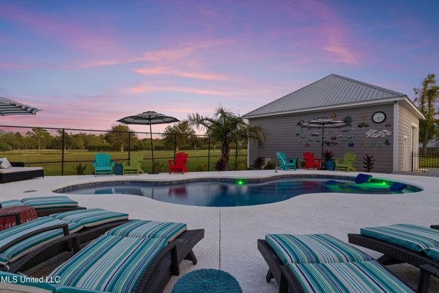 14 Sherman Avenue, Pass Christian, MS 39571