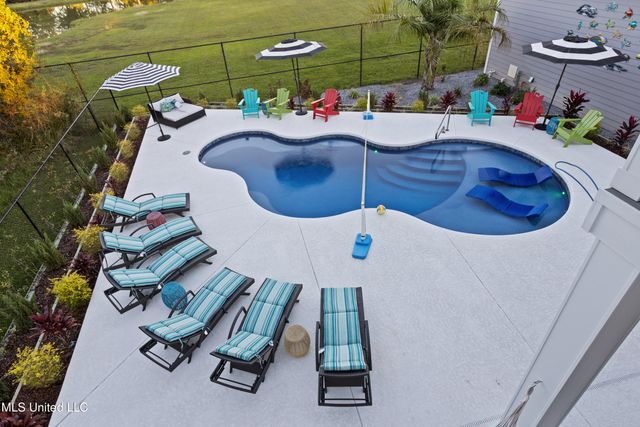 14 Sherman Avenue, Pass Christian, MS 39571