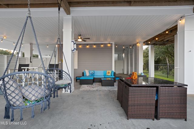 14 Sherman Avenue, Pass Christian, MS 39571