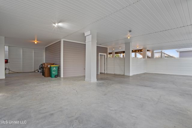 14 Sherman Avenue, Pass Christian, MS 39571