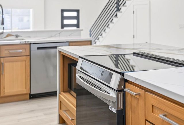 3390 Lillian Way, Santa Cruz, CA 95065