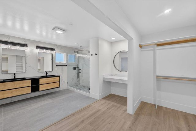 3390 Lillian Way, Santa Cruz, CA 95065